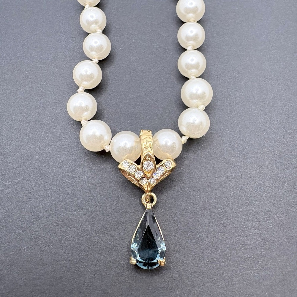 Vintage Roman Blue & Clear Rhinestone Pendant Glass Faux Pearl Knotted Necklace